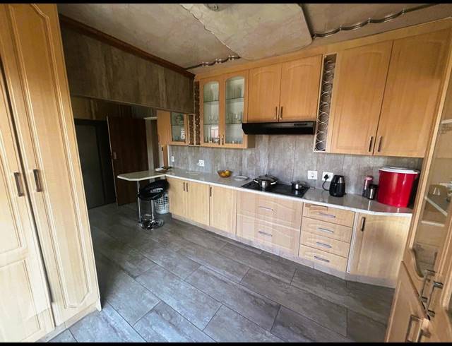 4 BEDROOM HOUSE FOR SALE IN STEEL PARK